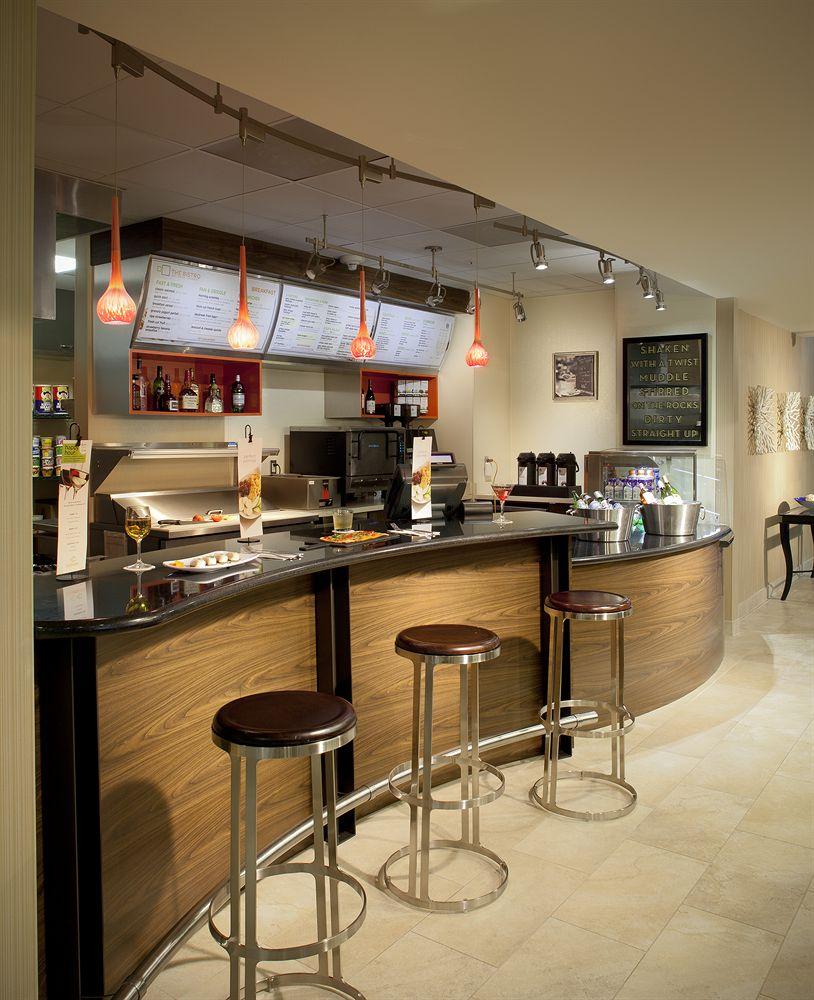 Courtyard By Marriott Fort Lauderdale East / Lauderdale-By-The-Sea Ngoại thất bức ảnh