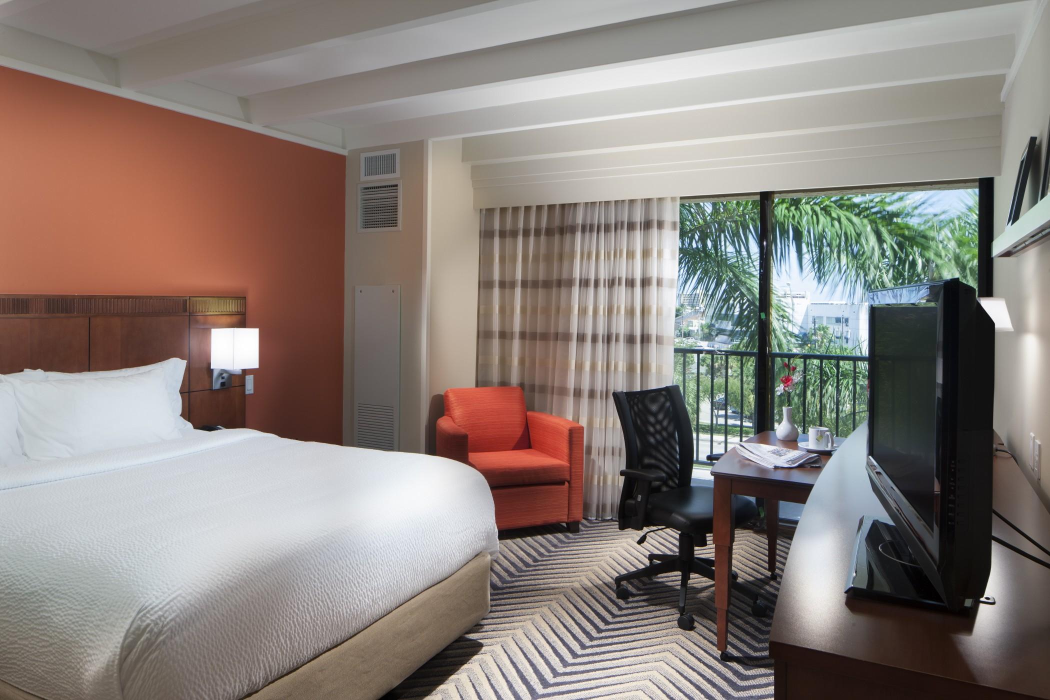 Courtyard By Marriott Fort Lauderdale East / Lauderdale-By-The-Sea Ngoại thất bức ảnh