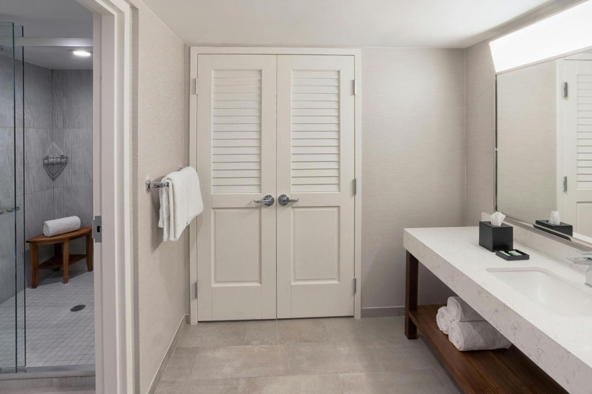 Courtyard By Marriott Fort Lauderdale East / Lauderdale-By-The-Sea Ngoại thất bức ảnh