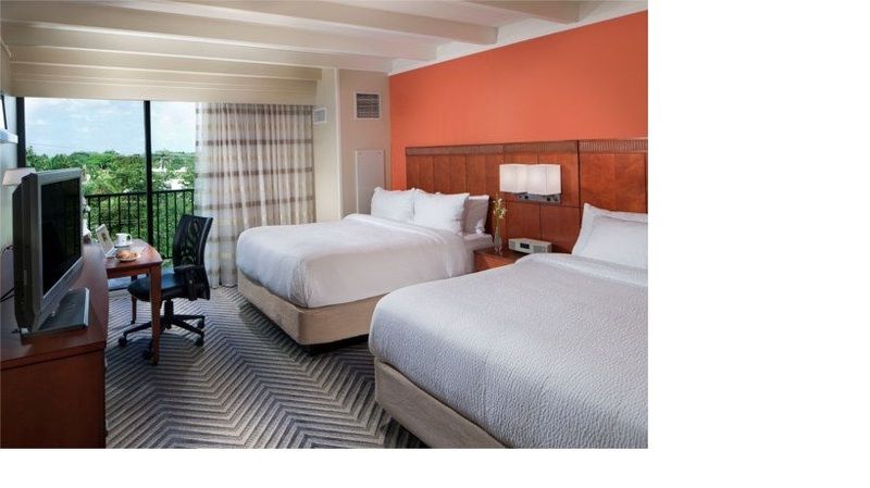 Courtyard By Marriott Fort Lauderdale East / Lauderdale-By-The-Sea Ngoại thất bức ảnh