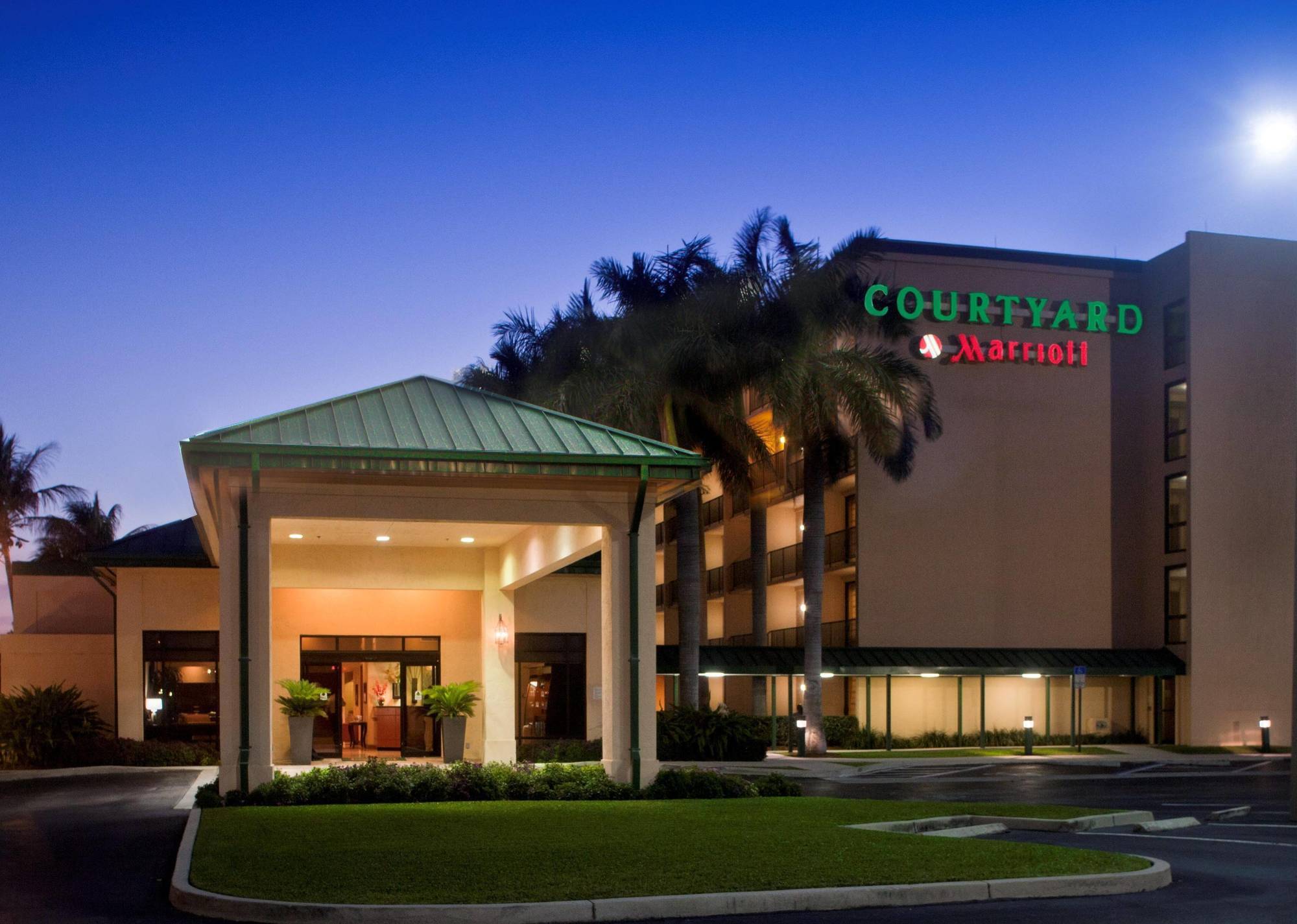 Courtyard By Marriott Fort Lauderdale East / Lauderdale-By-The-Sea Ngoại thất bức ảnh